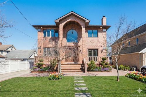 5013 Oceania St, Oakland Gardens, NY, 11364-1122 | Card Image