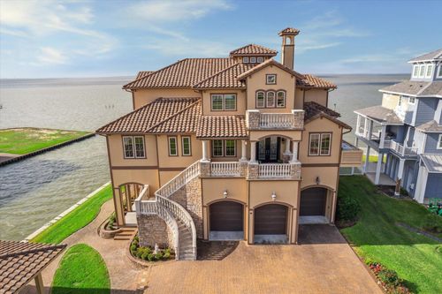 9 Happy Jack, Hitchcock, TX, 77563-4256 | Card Image