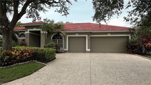 8850 Creek Run Dr, BONITA SPRINGS, FL, 34135-9500 | Card Image