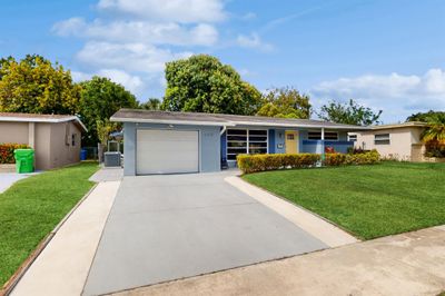 6501 Nw 24th Court, House other with 2 bedrooms, 2 bathrooms and null parking in Sunrise FL | Image 2