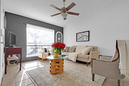 a109-1705 Crossing Pl, Austin, TX, 78741-3255 | Card Image