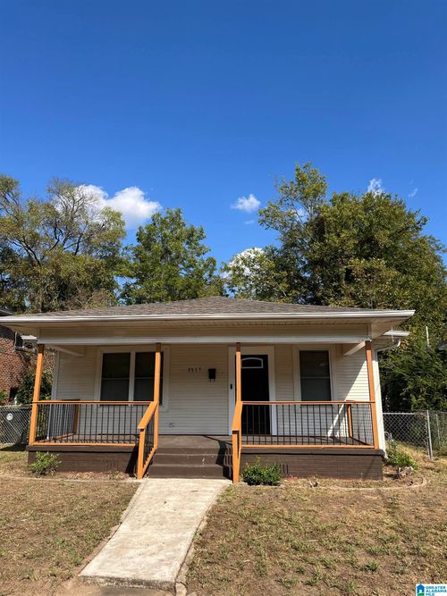 5517 Avenue I, BIRMINGHAM, AL, 35208-3010 | Card Image