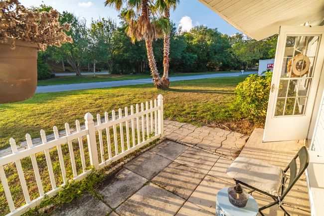 2097 Se New York St, House other with 4 bedrooms, 2 bathrooms and null parking in Port Saint Lucie FL | Image 7