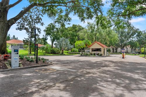 802 Magnolia Pl, WINTER HAVEN, FL, 33884-3184 | Card Image