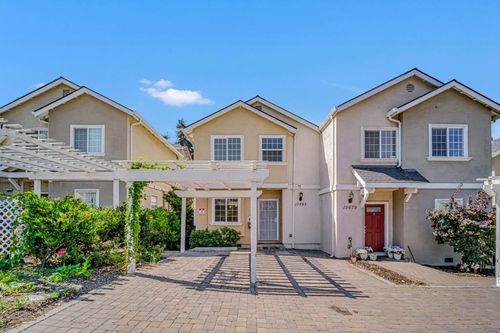 15683 Liberty St, Ashland, CA, 94578-1982 | Card Image
