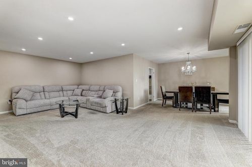 607-7 Slade Ave, PIKESVILLE, MD, 21208-5293 | Card Image