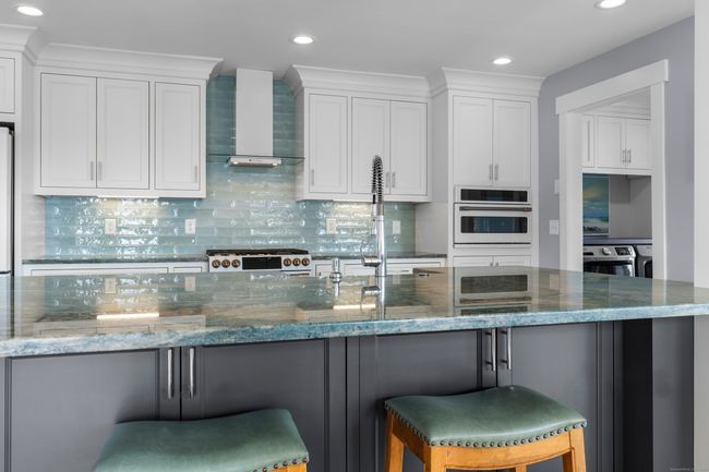 165 Captains Dr, House other with 2 bedrooms, 3 bathrooms and 5 parking in Westbrook CT | Image 17