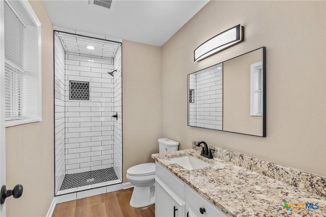 454 W Ward St, House other with 4 bedrooms, 3 bathrooms and null parking in Goliad TX | Image 19