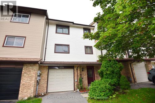 1338 Brands Crt, Pickering, ON, L1V2V4 | Card Image