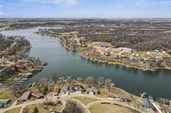 304 Eastside Lane, House other with 3 bedrooms, 2 bathrooms and null parking in Montezuma IA | Image 37