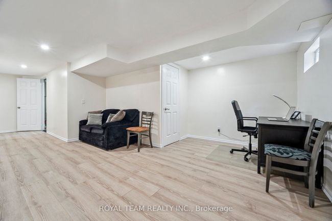 41 - 205 Carlyle Dr, Condo with 3 bedrooms, 3 bathrooms and 2 parking in London ON | Image 31