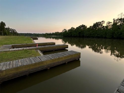 28519 Mendecino Glen Ln, Huffman, TX, 77336-1439 | Card Image