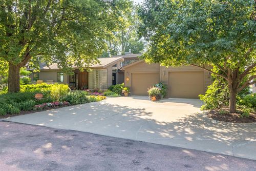 105 Northshore Drive, McCook Lake, SD, 57049 | Card Image