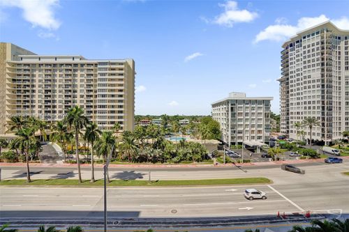 620-5601 Collins Ave, Miami Beach, FL, 33140-2444 | Card Image