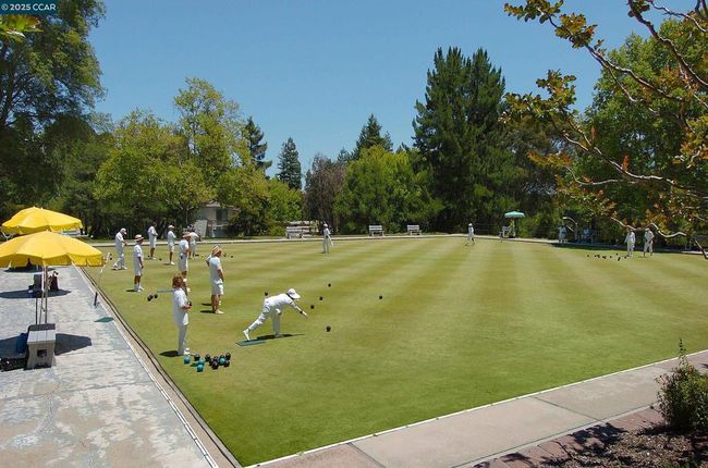 APT-5 - 1217 Running Springs Rd, Condo with 2 bedrooms, 1 bathrooms and 1 parking in Walnut Creek CA | Image 52