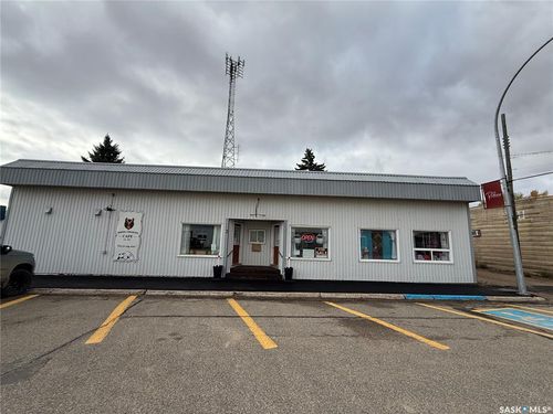 3 Broadway St, Redvers, SK, S0C2H0 | Card Image