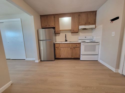 4-83 Pleasant St, Marlborough, MA, 01752-2029 | Card Image