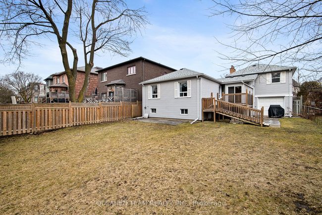 131 Florence Ave, House other with 5 bedrooms, 3 bathrooms and 2 parking in North York ON | Image 38