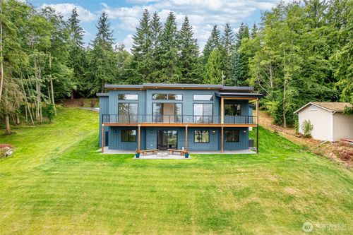 501 Vesper Way, Camano Island, WA, 98282-7632 | Card Image