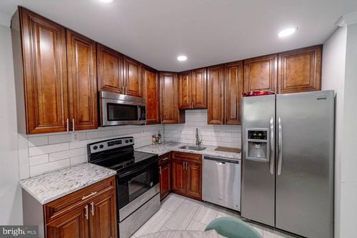 15218 Nottingham Dr, Manassas, VA, 20112-4006 | Card Image
