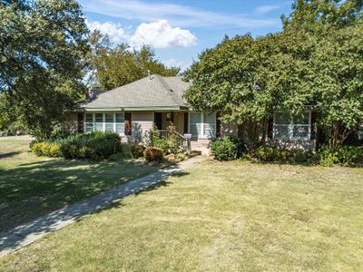 6748 Fortune Road, House other with 4 bedrooms, 2 bathrooms and null parking in Fort Worth TX | Image 1