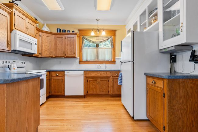 Kitchen | Image 18