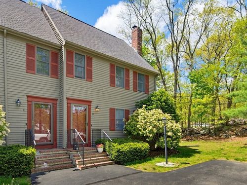 4-736 Mount Hope St, North Attleboro, MA, 02760-2616 | Card Image