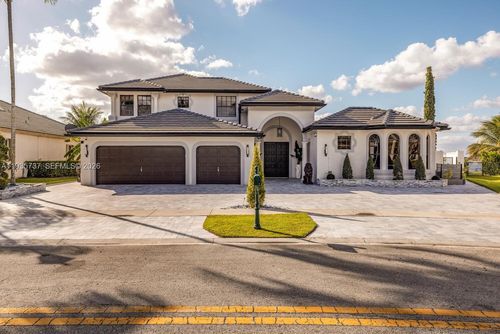 3910 Sw 186th Ter, Miramar, FL, 33029-2704 | Card Image