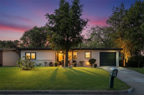 6308 Vel Dr, Fort Worth, TX, 76112-8036 | Card Image