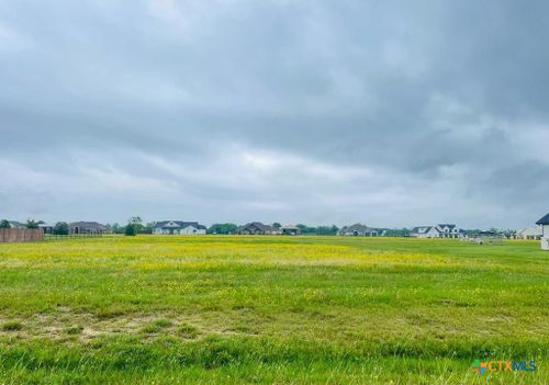 857 Sendera Loop, Victoria, TX, 77904-5328 | Card Image