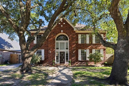 4712 Broadmoor Dr, League City, TX, 77573-5836 | Card Image