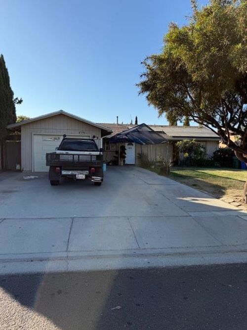 1102 Pinnacles Ave, Greenfield, CA, 93927 | Card Image