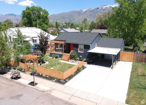 92 Colonial Ave, Layton, UT, 84041-3823 | Card Image