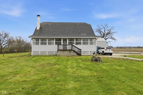 4665 S Mauxferry Rd, Franklin, IN, 46131-7842 | Card Image