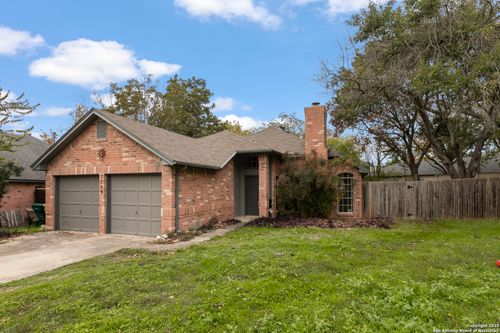 7709 Brunning Ct, Live Oak, TX, 78233-2643 | Card Image