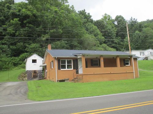 3057 Saltville Hwy, Saltville, VA, 24370-4062 | Card Image