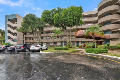 119-1100 Colony Point Cir, Pembroke Pines, FL, 33026 | Card Image