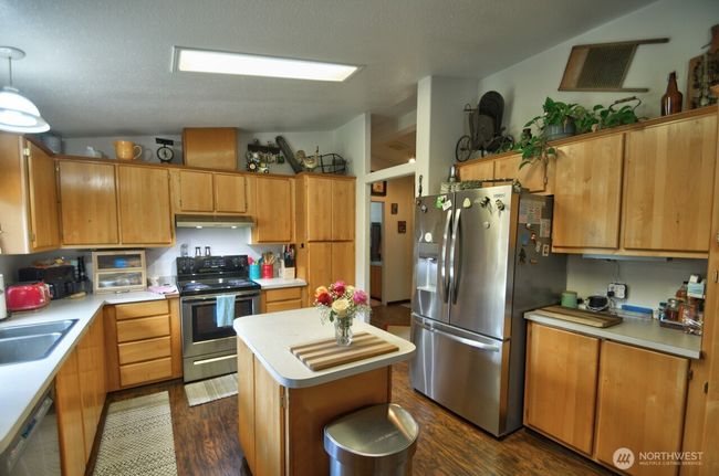 1159 King Rd, House other with 3 bedrooms, 2 bathrooms and 2 parking in Winlock WA | Image 6