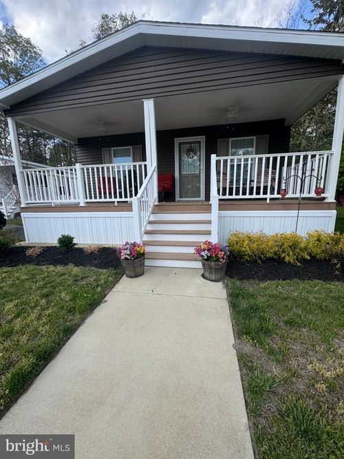 57 Meadowbrook Dr, BROWNS MILLS, NJ, 08015-6851 | Card Image
