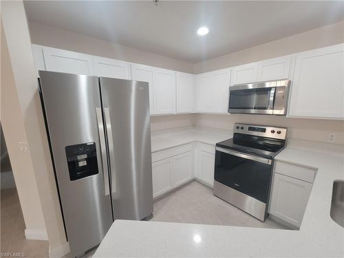 unit-203-2913 Tuscan Dr, CAPE CORAL, FL, 33909-5256 | Card Image