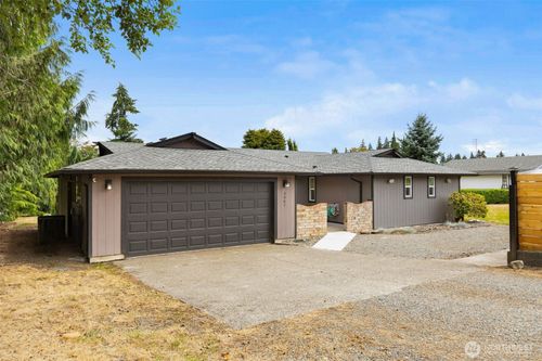 5401 47th Avenue E, Tacoma, WA, 98443 | Card Image
