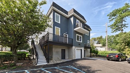 a-126 Newark Pompton Tpke, Pequannock, NJ, 07440-1315 | Card Image