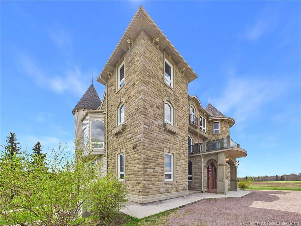 Residential in Saint-Charles 3