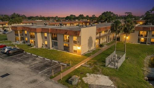107-6100 Forest Hill Blvd, West Palm Beach, FL, 33415-6264 | Card Image