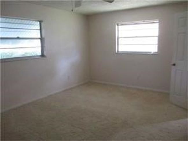 1st bedroom | Image 7