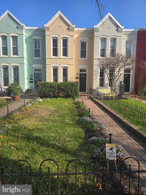 820 K St Ne, WASHINGTON, DC, 20002-3637 | Card Image