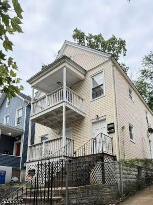 628 Lincoln Ave, Orange, NJ, 07050-2016 | Card Image
