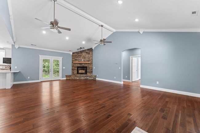 Hardwood Floors | Image 6
