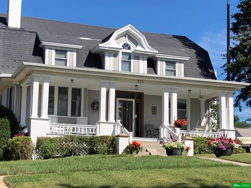 801 & 811 10th St, Wisner, NE, 68791-2354 | Card Image