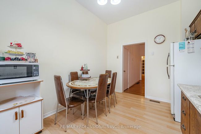 12 O'hara Ave, House attached with 3 bedrooms, 1 bathrooms and 1 parking in Toronto ON | Image 14
